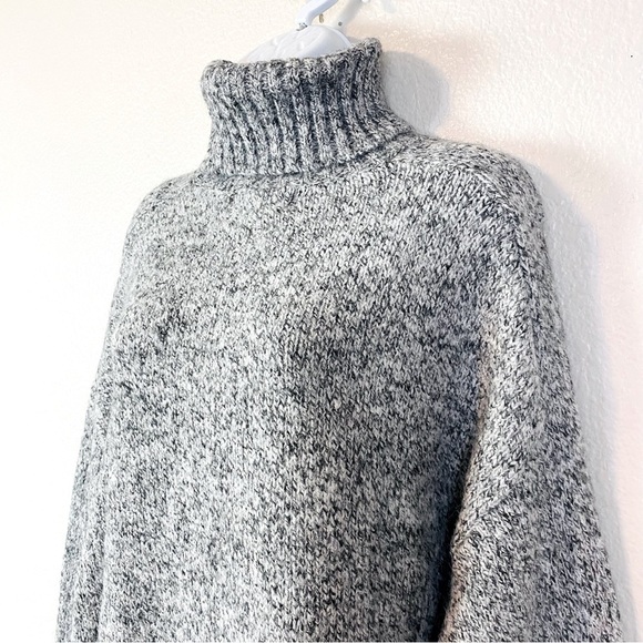 Talulah Grey Marled Cozy High Neck Sweater Size L - Picture 1 of 6